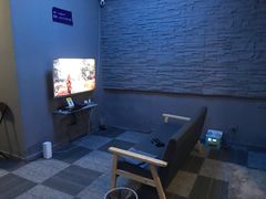 -VR 间客漫·PS电玩·虚拟现实包间游戏电竞(街道口店)