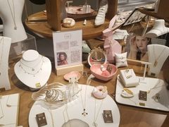 -LOL原创生活概念店(K11购物艺术中心店)