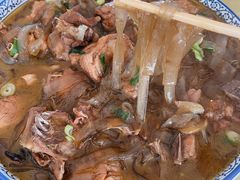 -华龙特色大骨鸡农家菜馆