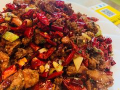 歌乐山辣子鸡-川人川菜馆·小龙虾·鲜虾现做(黄山路店)