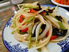 -壹阁胡羊焖饼(特色小吃街店)