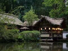 -何师烧烤Pro ·江湖川菜·小龙虾·精酿(太古里旗舰店)