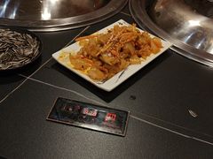 -哈尔滨烧烤·山河村铁锅炖(交大店)