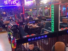 -路边边.炒菜烧烤.音乐餐厅(良乡长虹店)