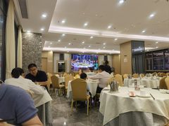 -金时代顺风大酒店(临港百联店)