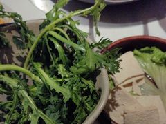 -左庭右院鲜牛肉火锅(金山万达店)