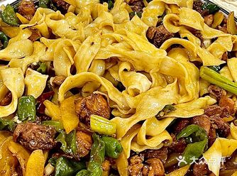 济宁量大实惠的饭馆子！！小鸡泡面简直了！！