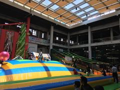 -蒙特利亲子乐园