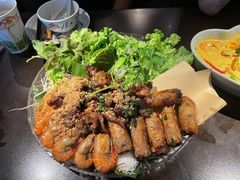 -大头虾越式风味餐厅(光明广场店)