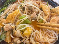 -丽丽三鲜螺蛳粉(田林路店)