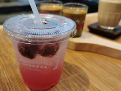 楊梅蘇打-Metal hands·铁手咖啡