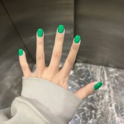 -UGIRL有个美甲