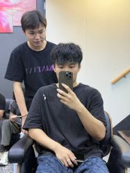 点击看大图 -藤野造型专业烫染接发