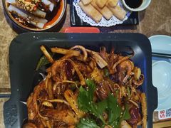 炭火干锅虾+鱿鱼须-炭舍干锅·烤鱼(扬名广场店)