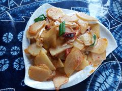 -杨老大生皮白族菜