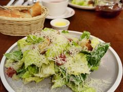 凯撒色拉-Entrecôte 法国牛扒馆(保利·时光里店)