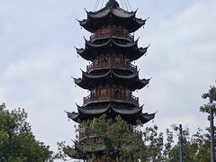 -龙华寺