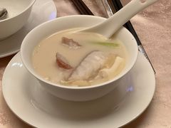 一鱼两吃-东海朗廷酒店-唐阁T’ANG COURT 中餐厅