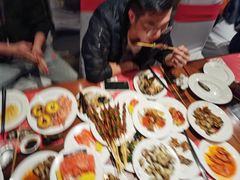 -四海一家自助餐(益田假日广场店)