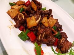 杏鲍菇牛仔骨-上海小南国(世博源店)