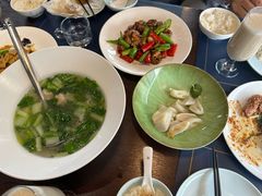 -湖畔鲁菜·二十年老字号餐厅(大明湖店)