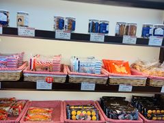 面包甜点陈列柜-红宝石·鲜奶小方(丰庄店)