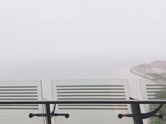 -上海滴水湖皇冠假日酒店