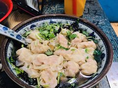 招牌野馄炖-老谢野馄饨(延安路店)