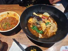 -万记麻辣烫国展总店