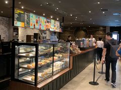 面包甜点陈列柜-星巴克臻选(深圳华强北茂业店)