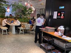 大堂-必胜客(百联又一城店)