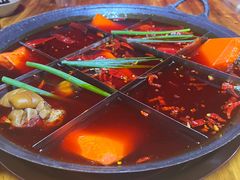 -正南齊北重庆老火锅(光华村直营店)