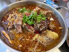 -蓉三少冒烤鸭·四川小吃集(北京首店)