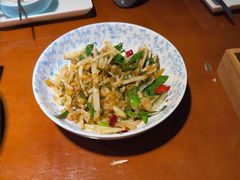 -魏铭鱼头捞饭(晋阳路店)