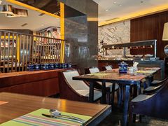 -岷山饭店-芝芝自助餐厅