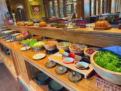 自助取餐区-松赞拉萨林卡酒店