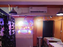 -海盗船. 龙虾烧烤. 酒馆