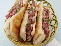 驴肉火烧-陈仓老街美食天地