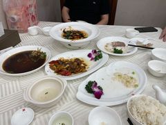 -怡园饭店-餐厅(四望亭店)