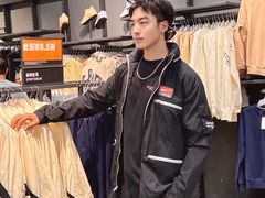 -首创奥特莱斯(西安店)