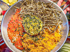 -叽叽扎扎烤肉场(生态城万达店)