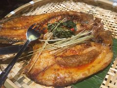 香茅草烤罗非鱼-云海肴·汽锅鸡·云南菜(天津国金汇店)