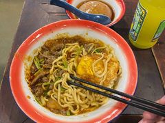-方铲铲·成都板凳面(滨江银泰店)
