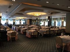 -御花园·粤菜·海鲜火锅(中山公园店)