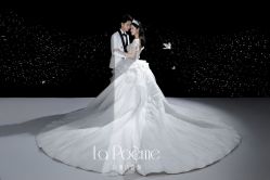 -乐派诗婚纱摄影