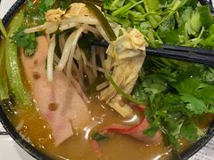 -肥汁米蘭香港米线(长宁来福士店)