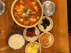 -金北顺大锅家(신사본점)
