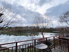 -上海怡沁园度假酒店