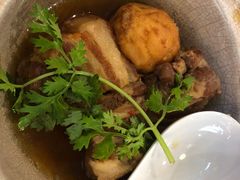 -Mrs Pho Bussorah Street(former Beach Road)