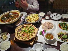 -牛头鱼庄·地道广西菜(西明店)